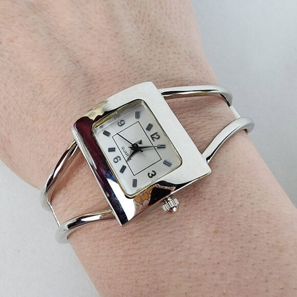 Silver Quartz Hinge Watch - Picture 1 of 9